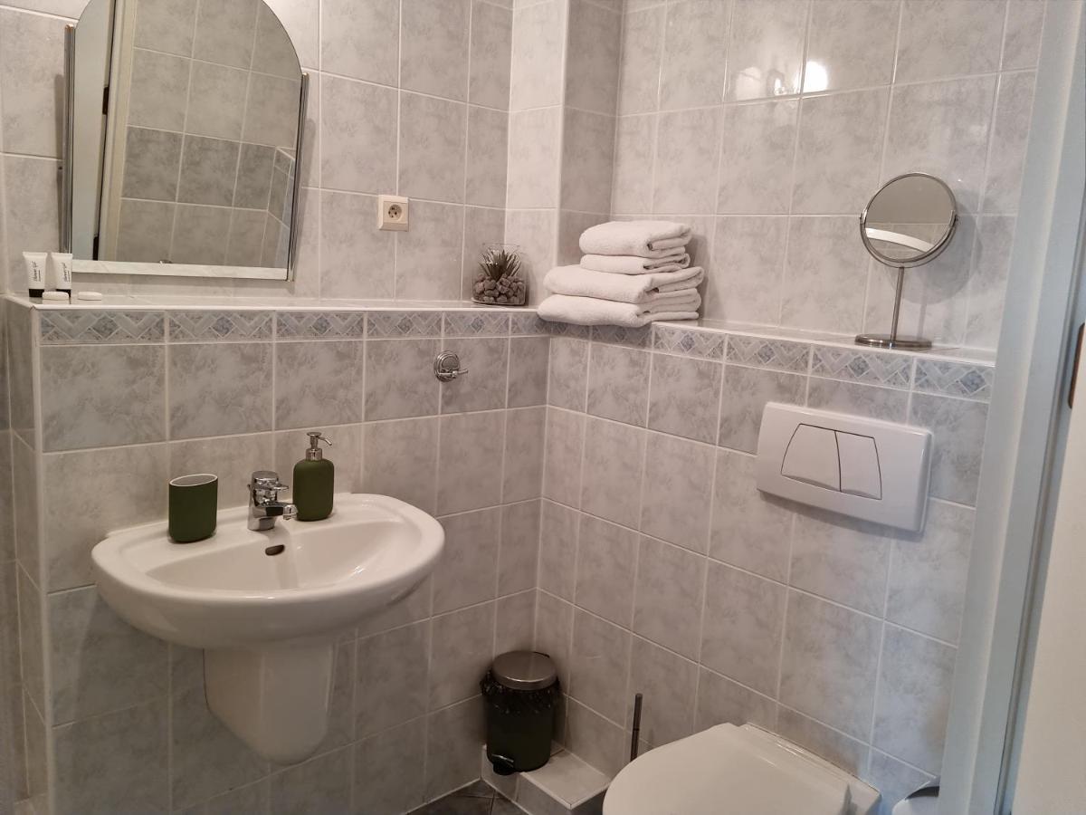 Apartament Etna Kolobrzeg Bagian luar foto