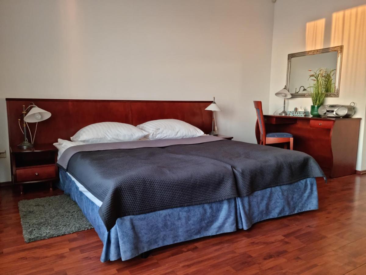 Apartament Etna Kolobrzeg Bagian luar foto