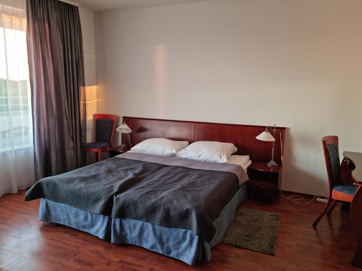 Apartament Etna Kolobrzeg Bagian luar foto